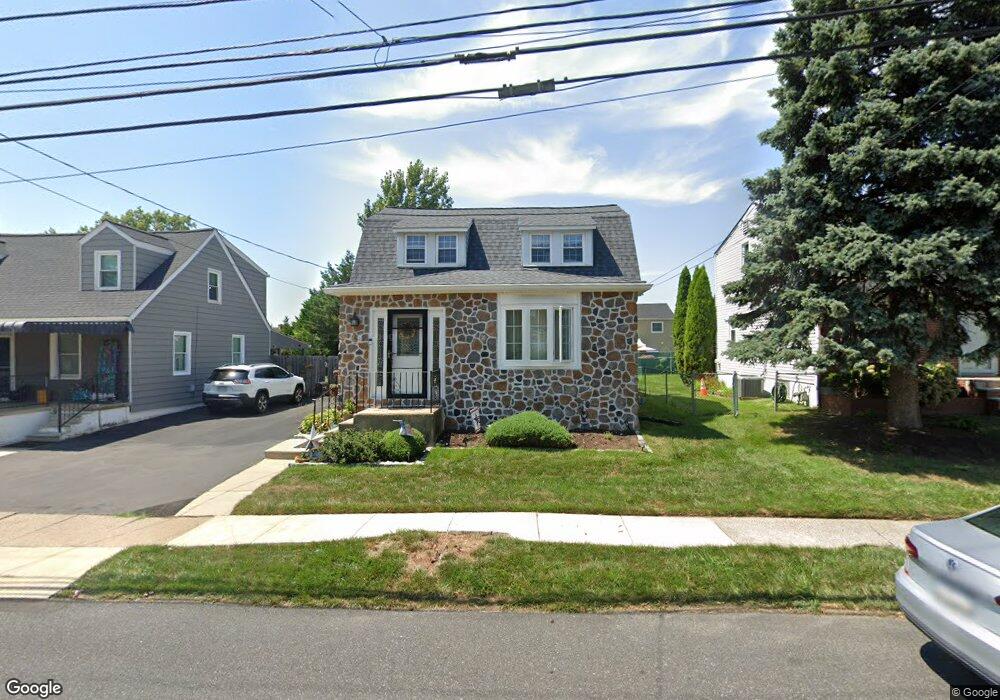 309 Marlin St, Folsom, PA 19033 - photo 1