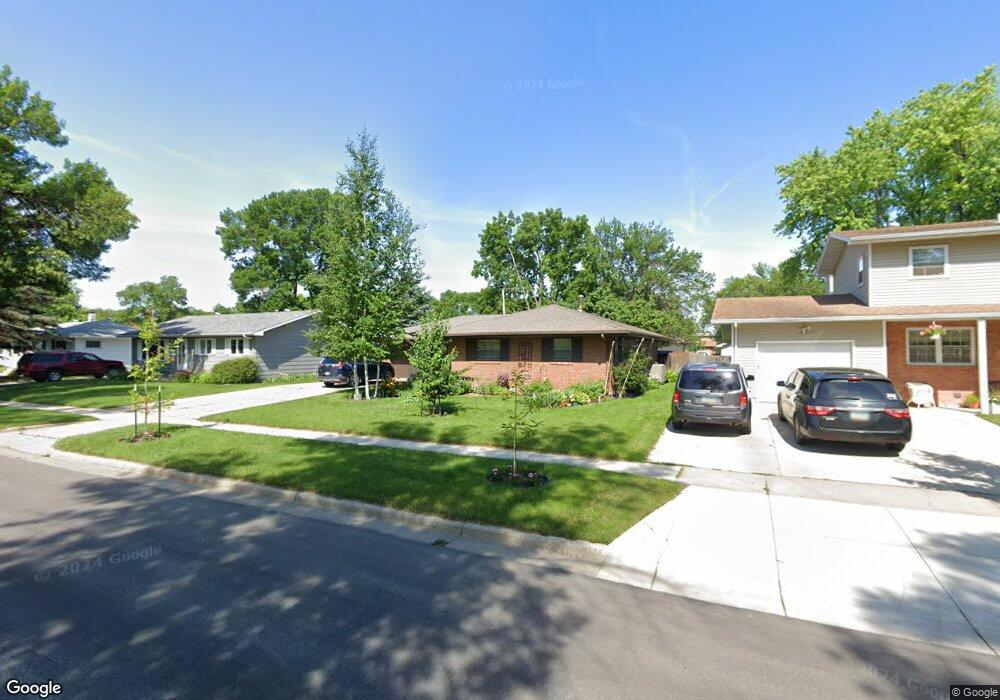 2926 Edgemont St N, Fargo, ND 58102 - photo 1