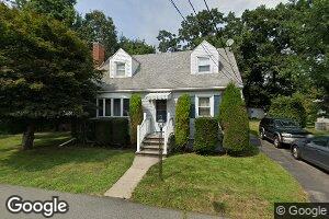 3 Central Ct, Woburn, MA 01801