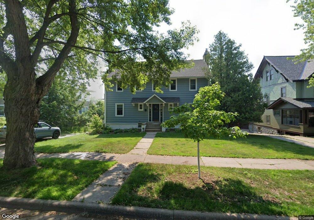 2524 E 6th St, Duluth, MN 55812 - photo 1