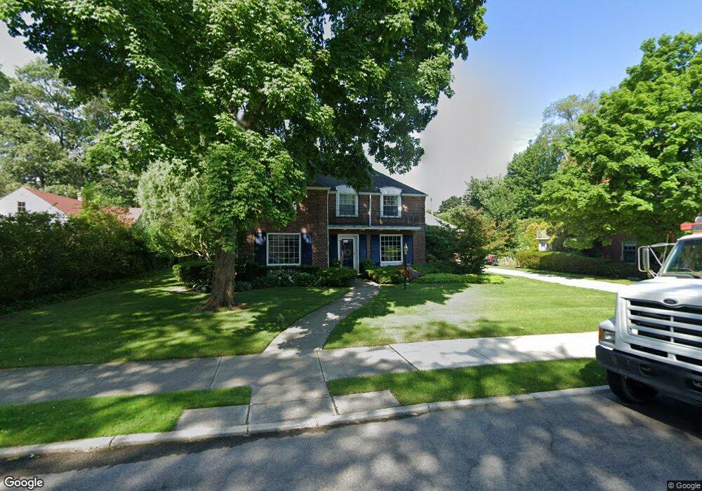 1037 Bedford Rd, Grosse Pointe Park, MI 48230 - photo 1