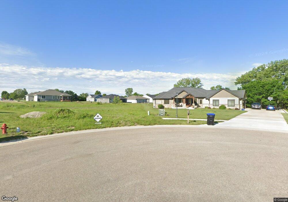 2421 SW Millers Cove Ct, Topeka, KS 66614 - photo 1