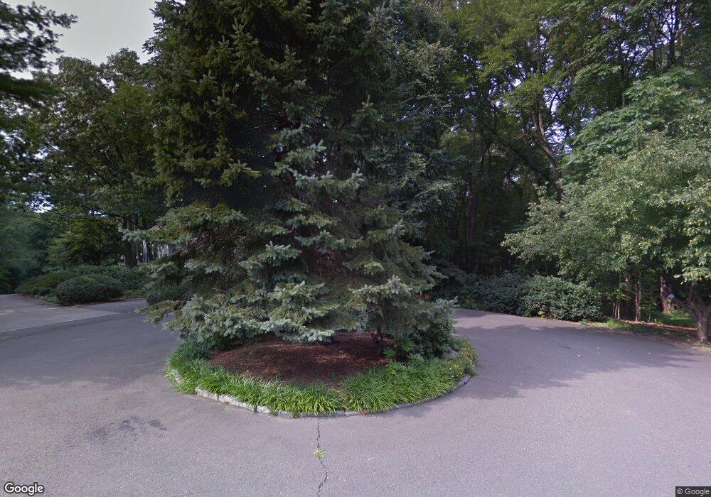 128 Old Stone Bridge Rd, Cos Cob, CT 06807 - photo 1