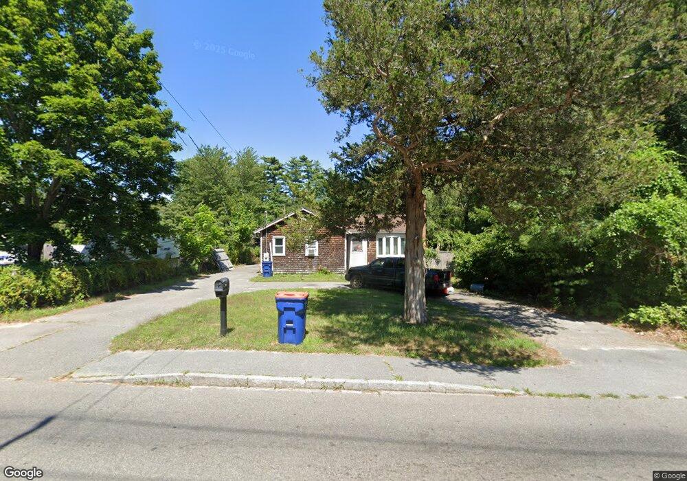 14 Swifts Beach Rd, Wareham, MA 02571 - photo 1