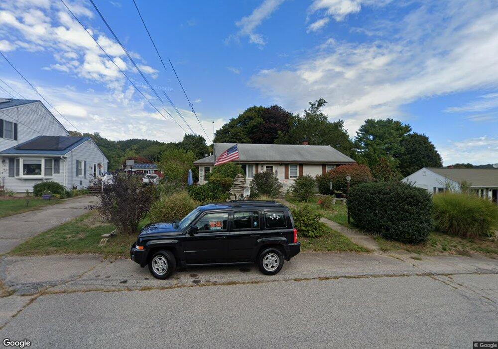 43 W Arch St, Pawcatuck, CT 06379 - photo 1