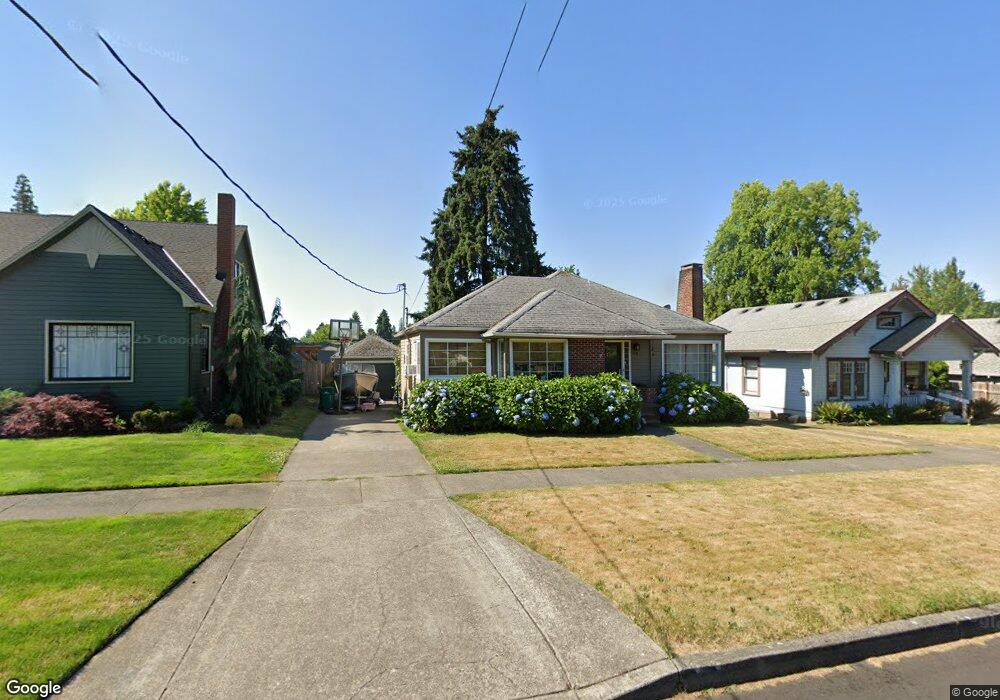 1718 21st Ave, Forest Grove, OR 97116 - photo 1