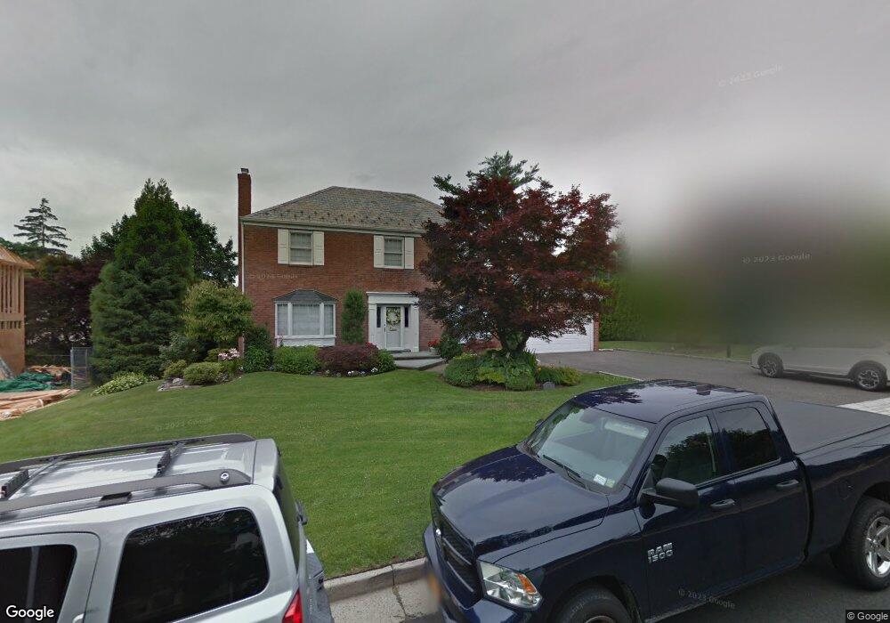 183 Dover Rd, Manhasset, NY 11030 - photo 1