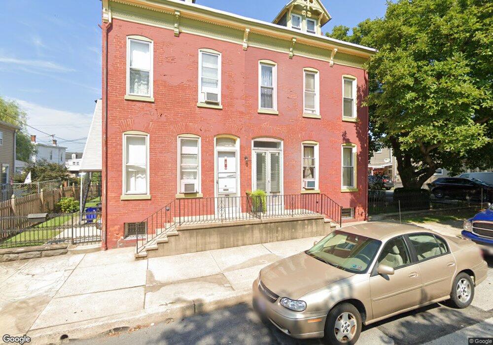 527 Franklin St, West Reading, PA 19611 - photo 1