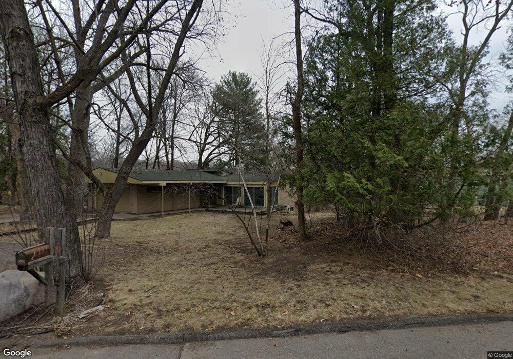 5325 Spring Ln, Minnetonka, MN 55345 - photo 1