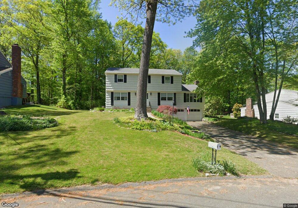 19 Salem Rd, Trumbull, CT 06611 - photo 1