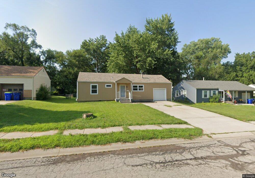 11609 W 69th St, Shawnee, KS 66203 - photo 1