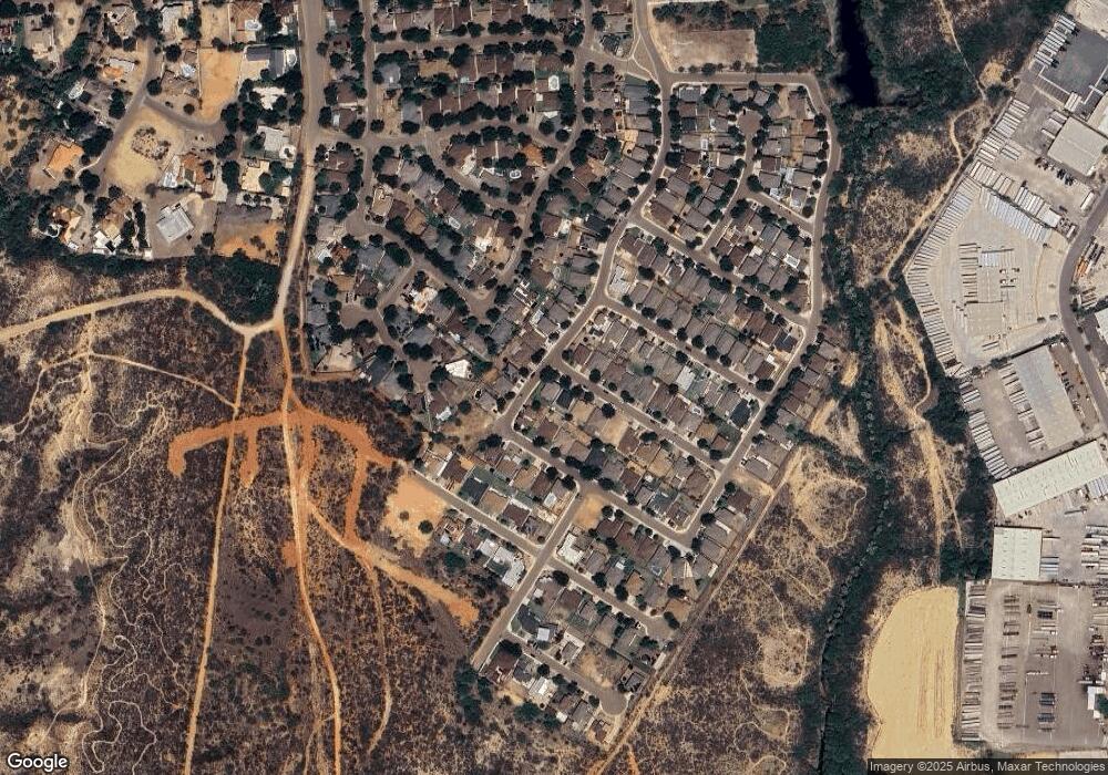 601 Waxwing Cedar Dr, Laredo, TX 78045 - photo 1