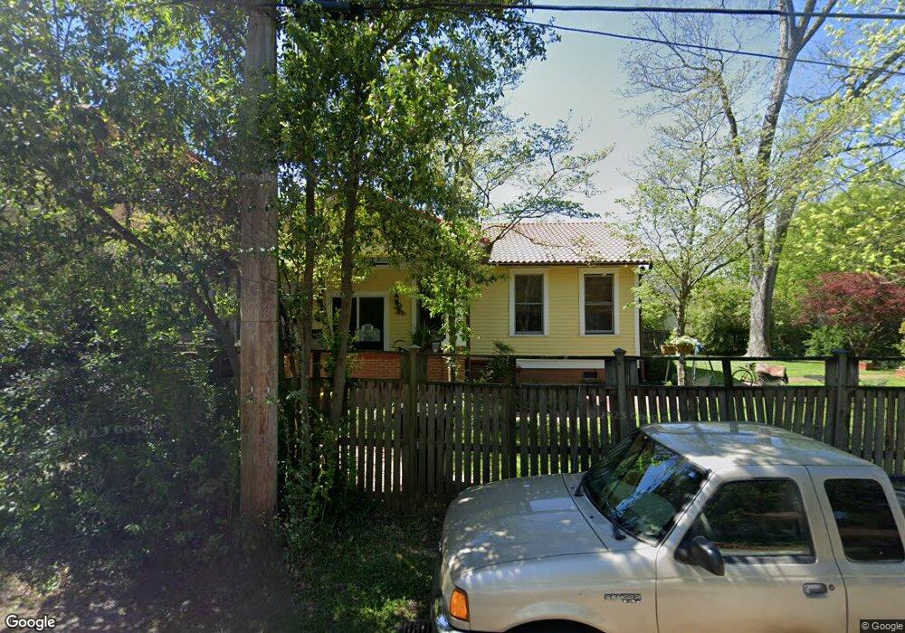 601 Thomaston St, Barnesville, GA 30204 - photo 1