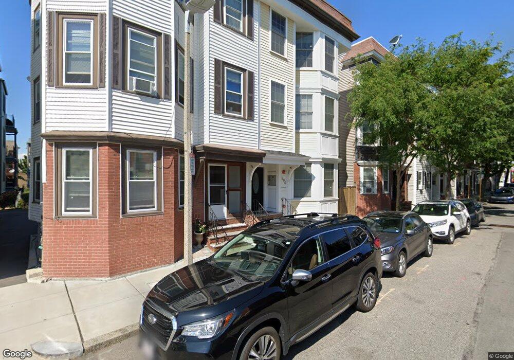 590 E 3rd St unit 590, Boston, MA 02127 - photo 1