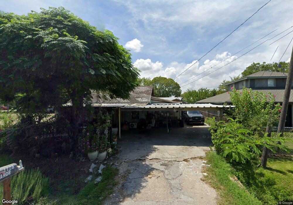 1138 Manor St, Houston, TX 77015 - photo 1