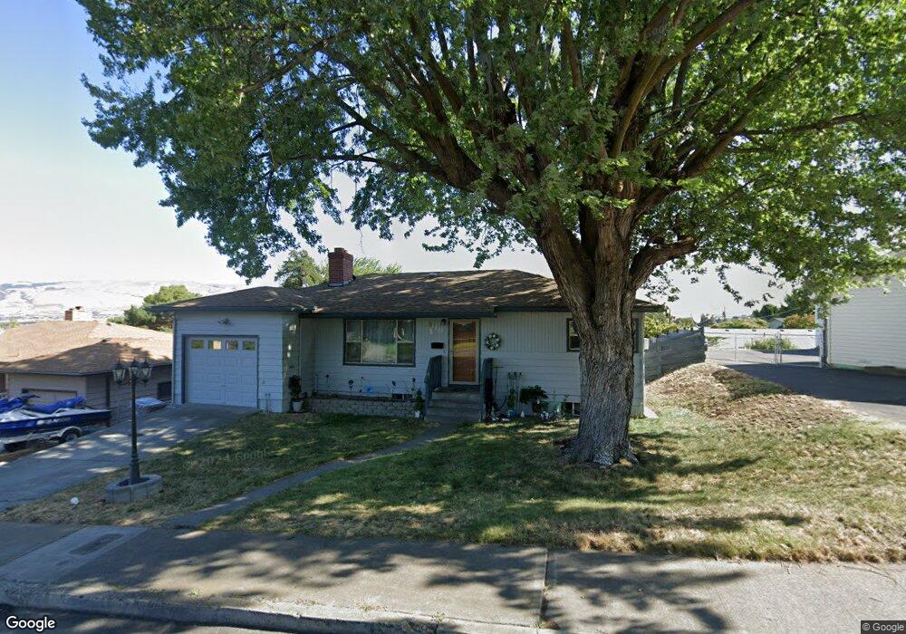 1709 E 17th St, the Dalles, OR 97058 - photo 1