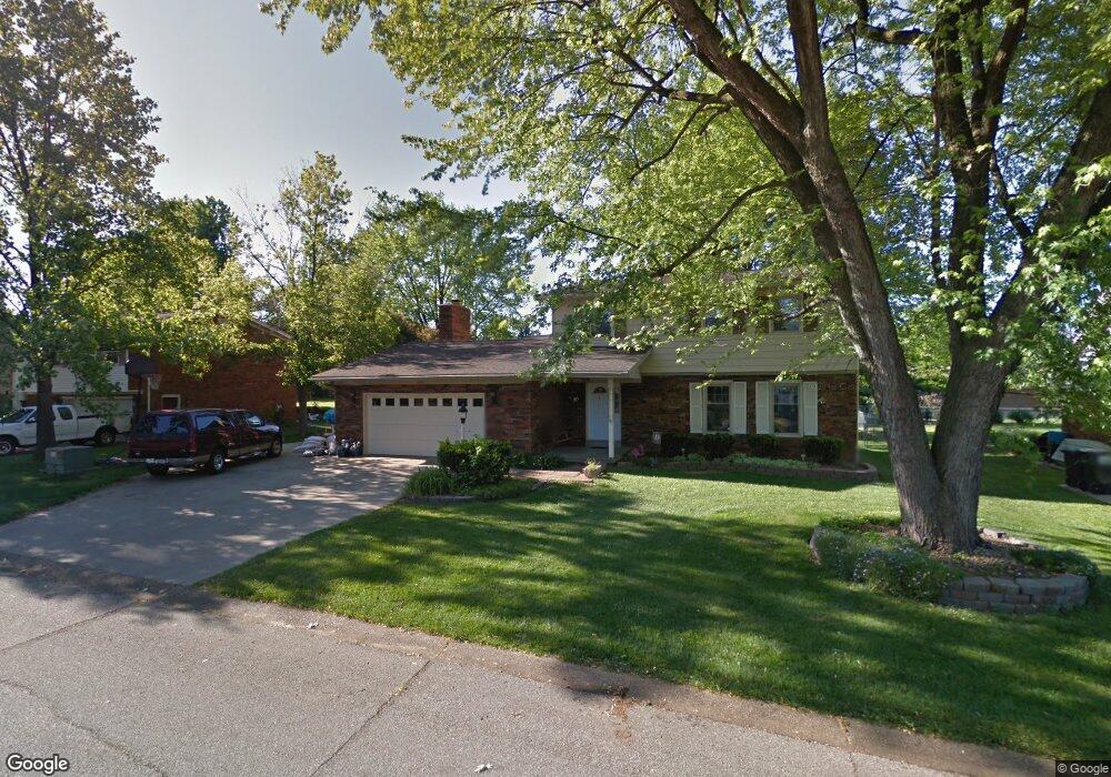 8233 Chestnut Dr, Newburgh, IN 47630 - photo 1