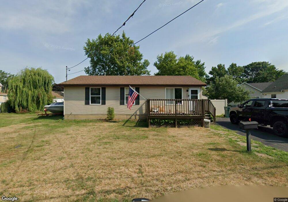 1027 Nash Rd, North Tonawanda, NY 14120 - photo 1