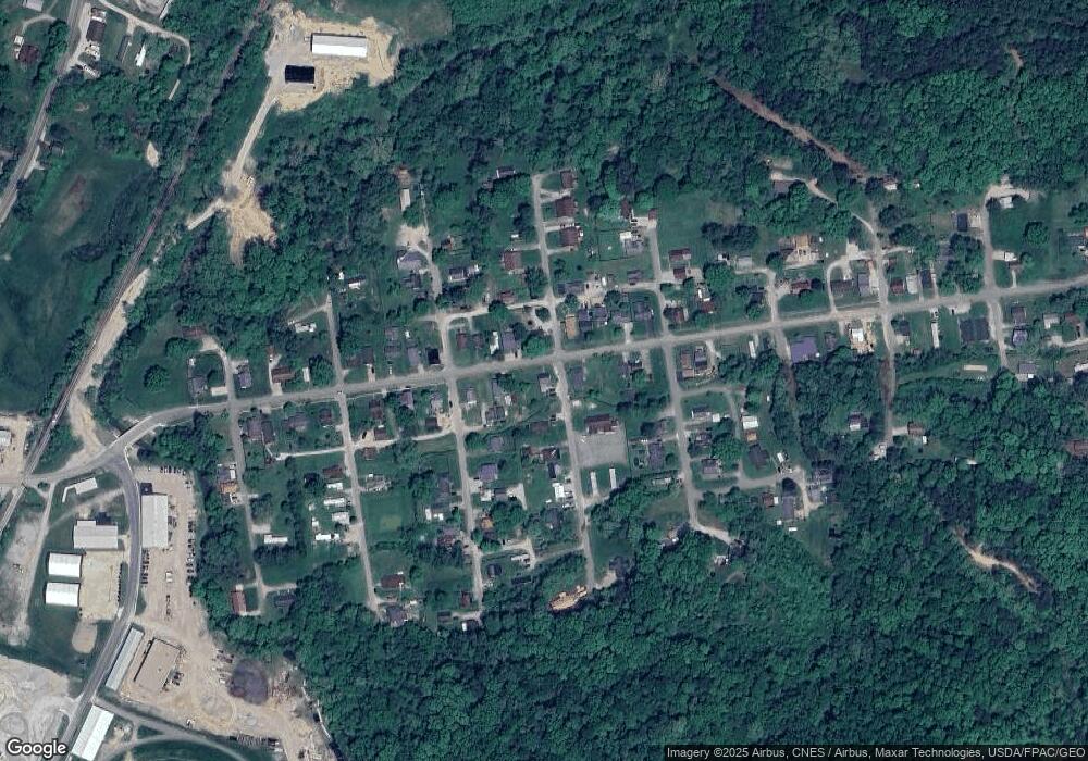 1095 Ohio Ave, Logan, OH 43138 - photo 1