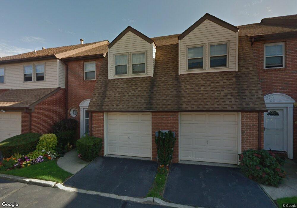 322 Peninsula Blvd unit B, Cedarhurst, NY 11516 - photo 1