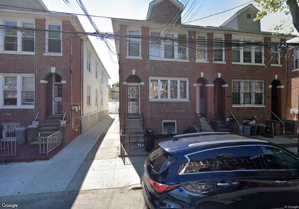 Sold $1,460,000 • Co-Listing Agent