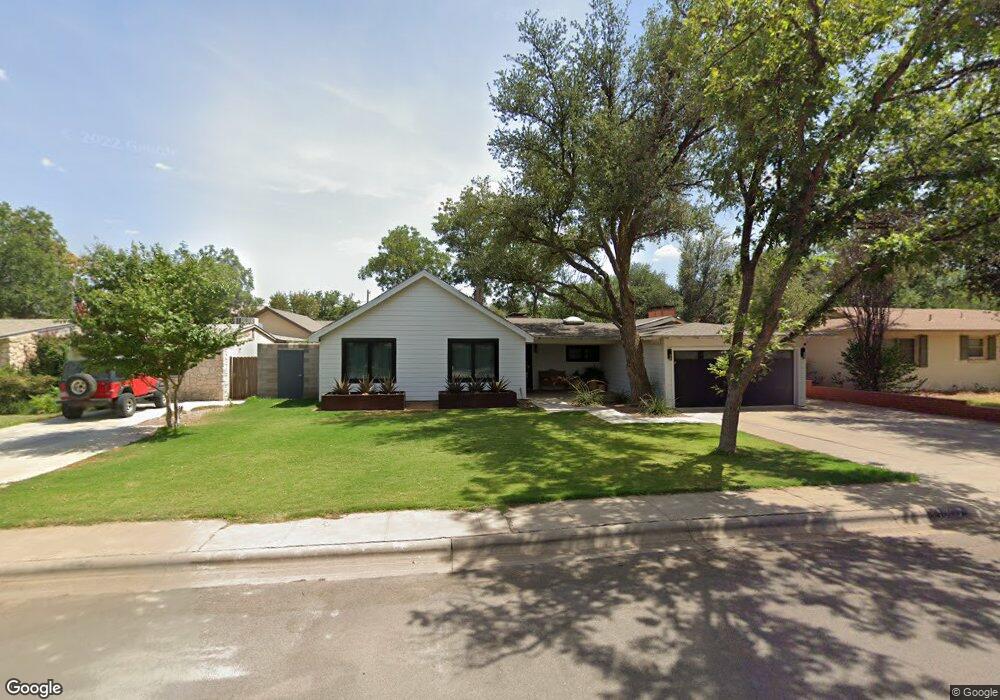1207 Bedford Dr, Midland, TX 79701 - photo 1
