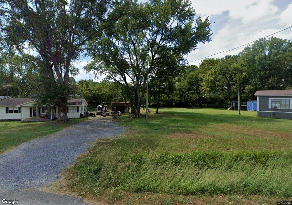 158 Knight Dr NE, Calhoun, GA 30701 - photo 1