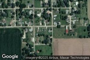 510 E 11th St, Delavan, IL 61734