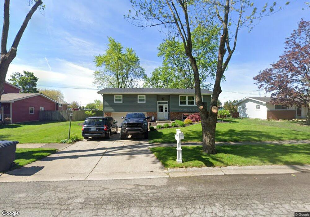 403 Hemlock Ln, Crown Point, IN 46307 - photo 1