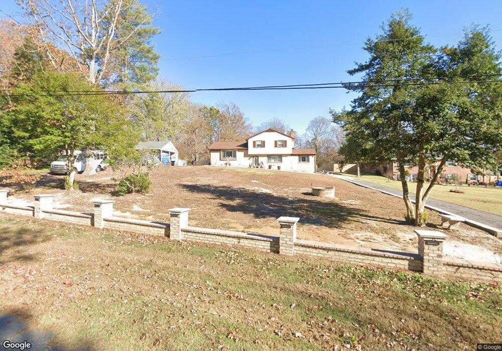 10349 Hollyberry Dr, North Chesterfield, VA 23237 - photo 1