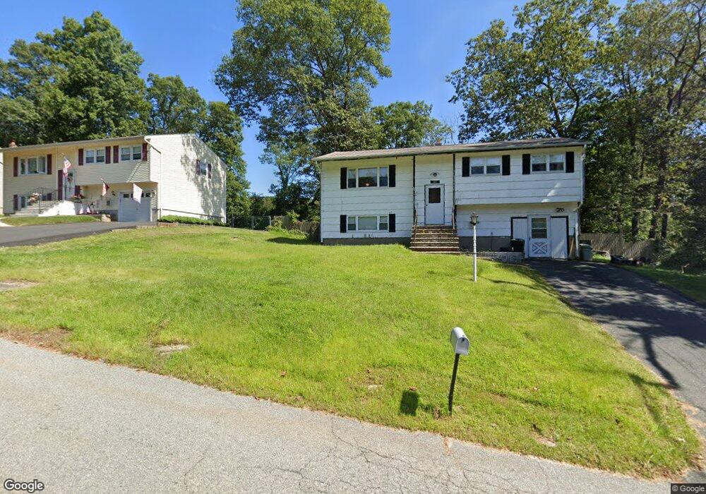 201 Chincopee Ave, Hopatcong, NJ 07843 - photo 1