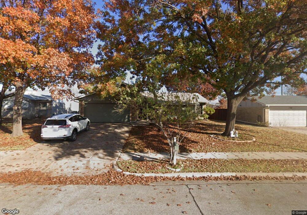 2908 Highgate Ln, Bedford, TX 76021 - photo 1