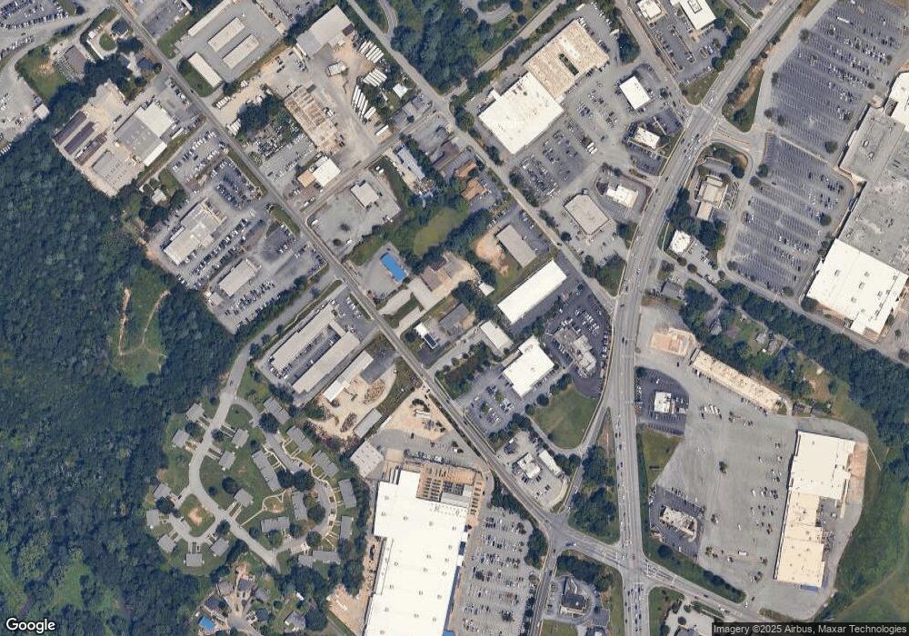 210 Duncan Hill Rd, Hendersonville, NC 28792 - photo 1