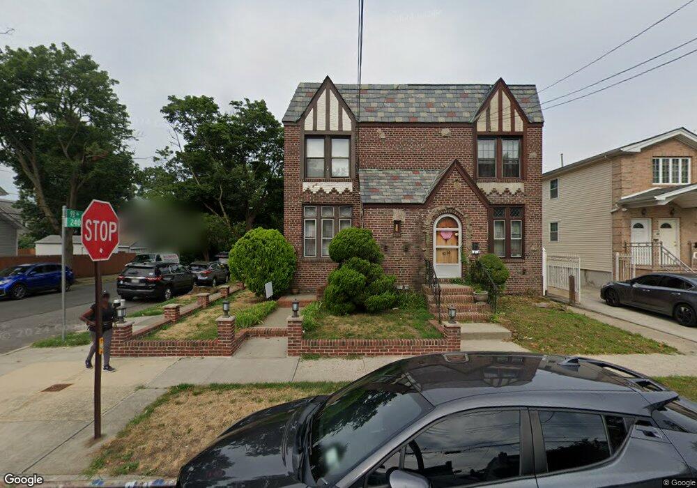 9270 240th St, Bellerose, NY 11426 - photo 1