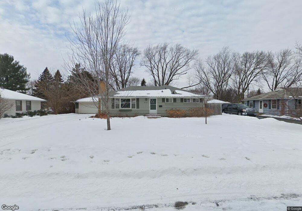 9118 Dupont Ave S, Bloomington, MN 55420 - photo 1