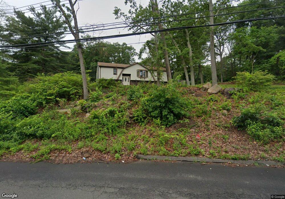 392 Mansfield Grove Rd, East Haven, CT 06512 - photo 1