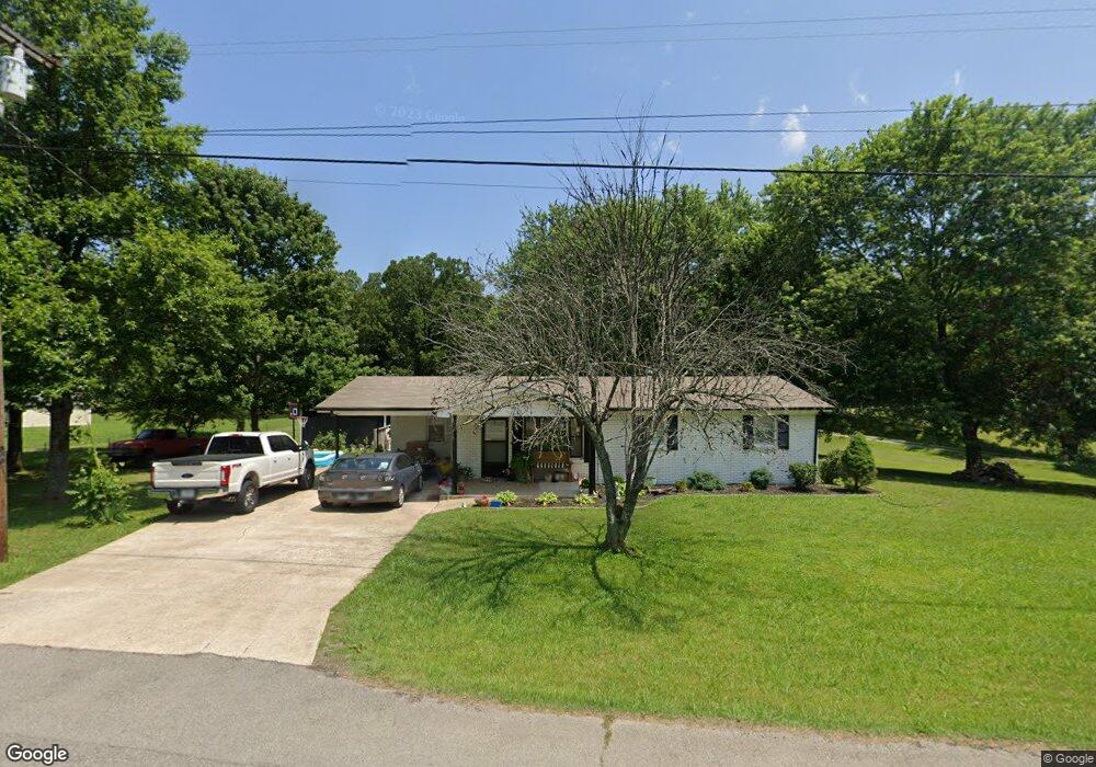 580 Old Stewart Rd, Tennessee Ridge, TN 37178 - photo 1