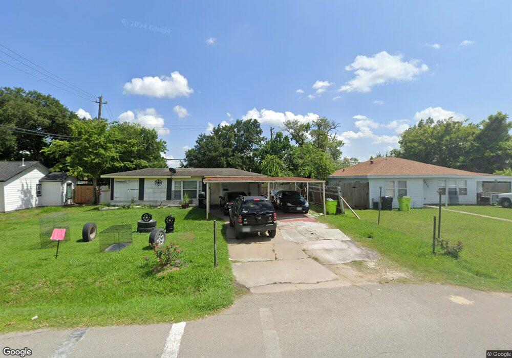 1004 Sally Anne Dr, Rosenberg, TX 77471 - photo 1