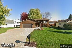 306 Andrew Dr, Glencoe, MN 55336