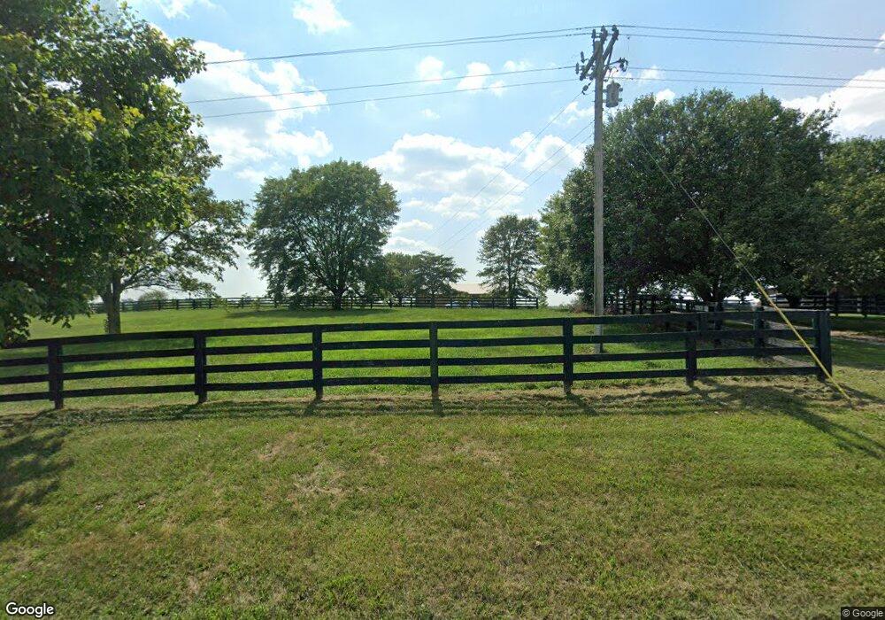 910 Cole Rd, Harrodsburg, KY 40330 - photo 1