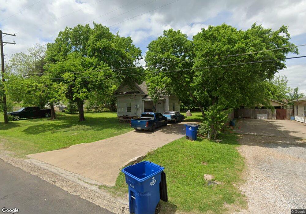 106 E Denton St, Ennis, TX 75119 - photo 1