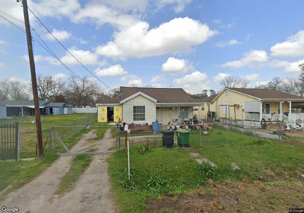 617 Firnat St, Houston, TX 77022 - photo 1