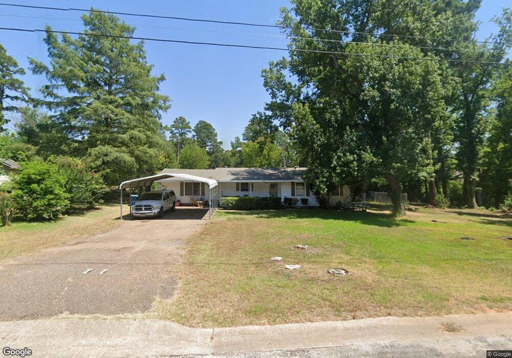 513 Leach St, Kilgore, TX 75662 - photo 1