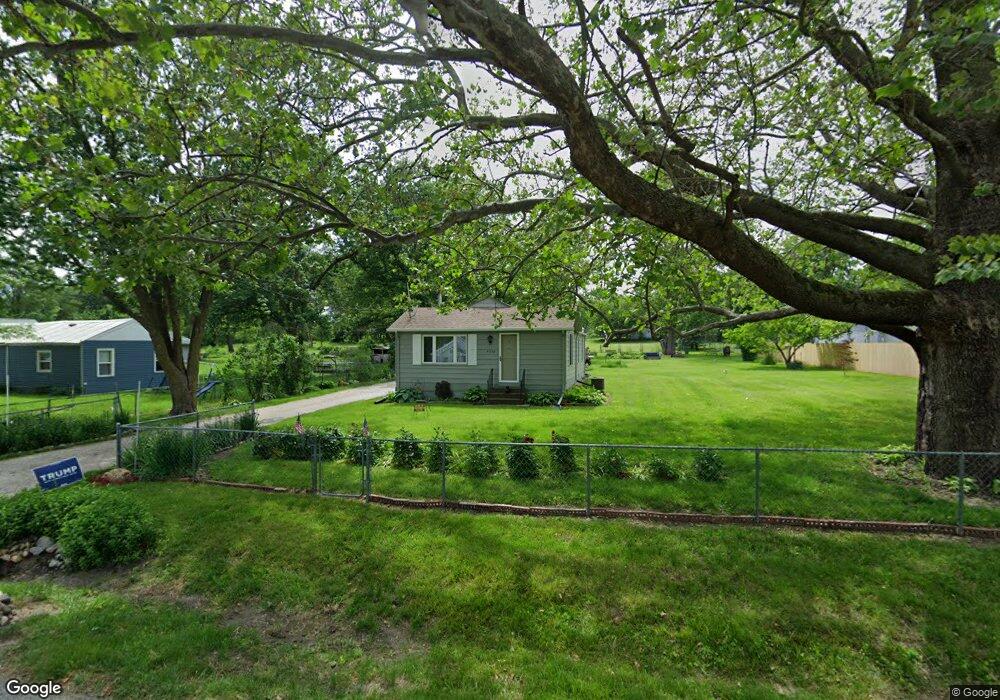 4350 NE 27th St, Des Moines, IA 50317 - photo 1