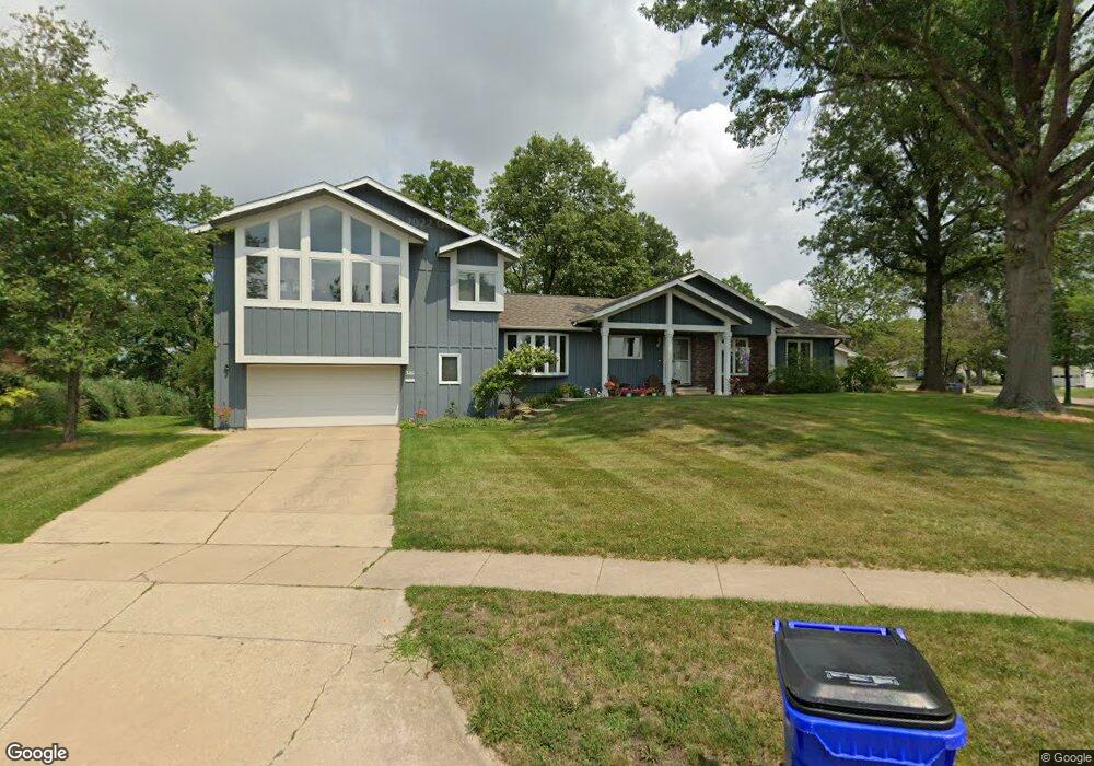 3161 Adirondack Dr NE, Cedar Rapids, IA 52402 - photo 1