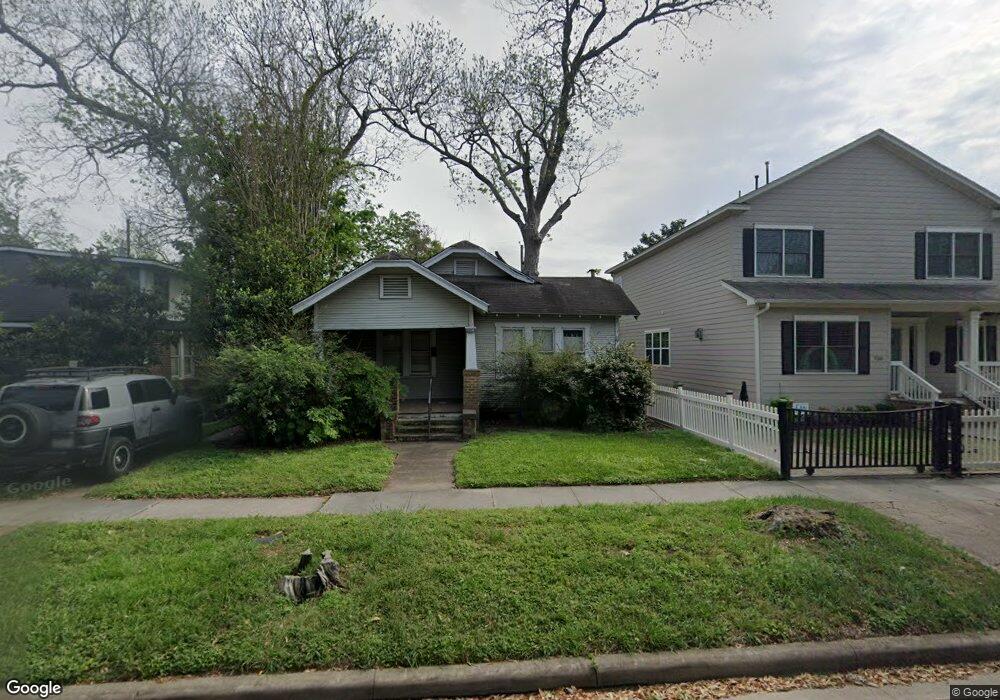 734 E 17th St, Houston, TX 77008 - photo 1