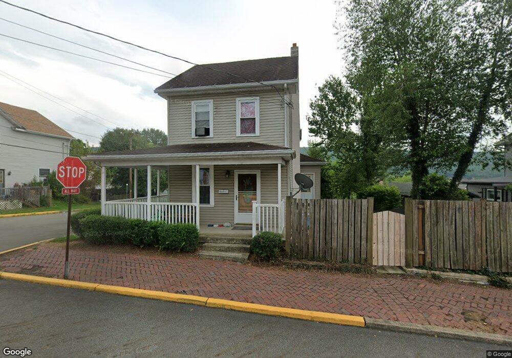 400 W Broad St, Williamstown, PA 17098 - photo 1