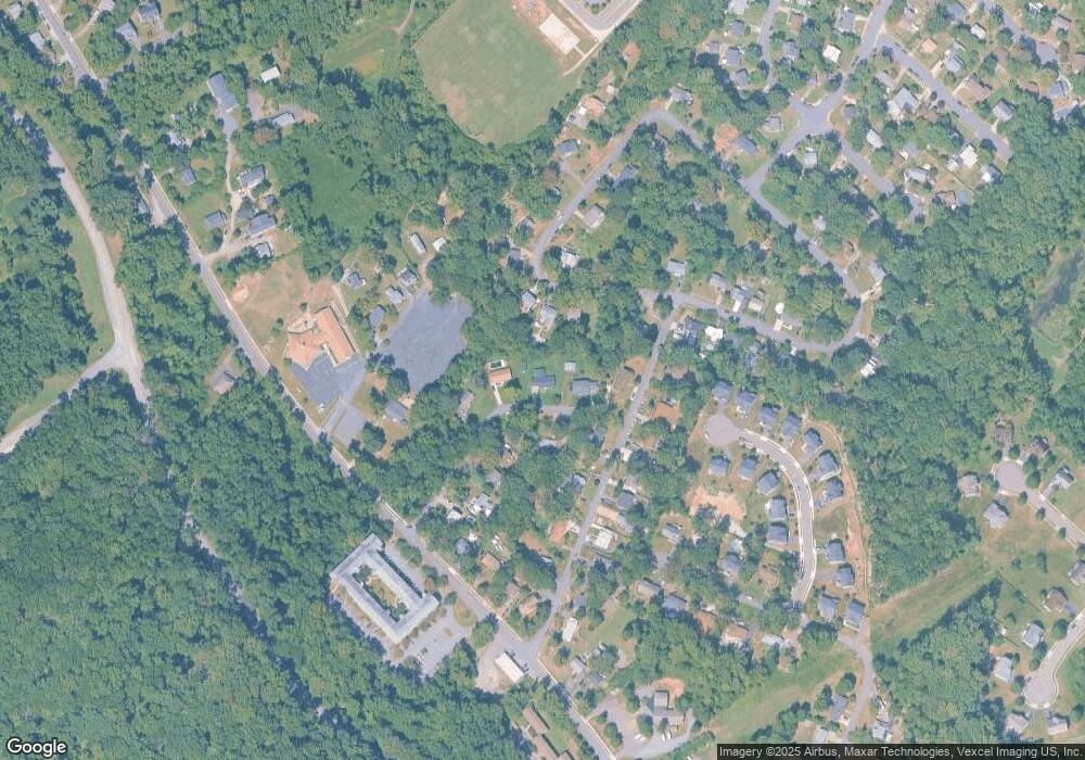 19108 Perry St, Triangle, VA 22172 - photo 1