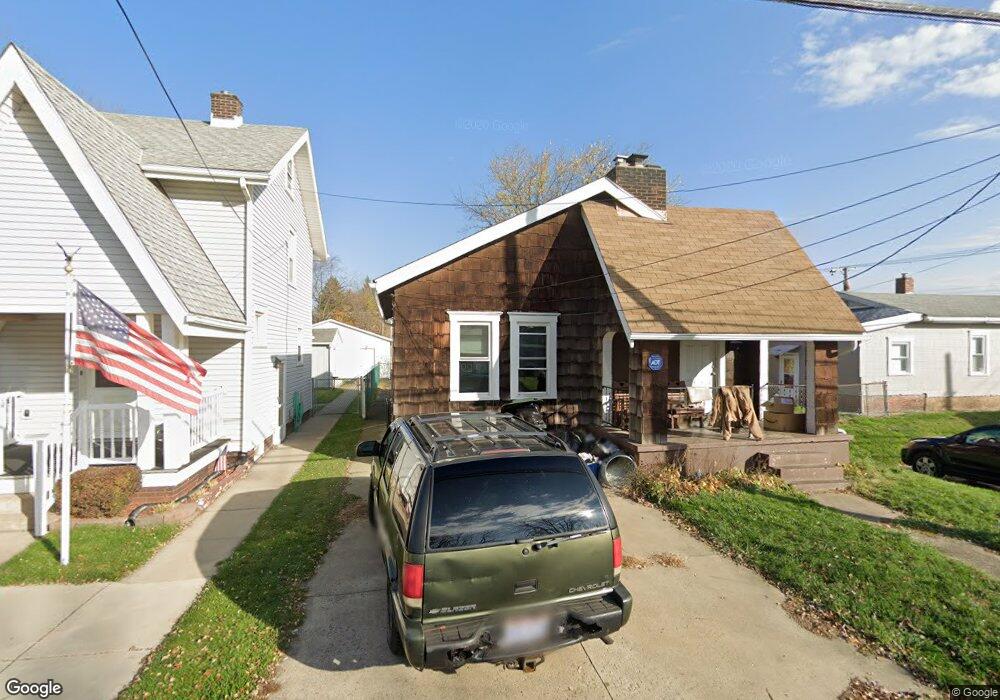 2207 12th St SW, Canton, OH 44706 - photo 1