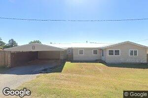 512 11th St, Bessie, OK 73622